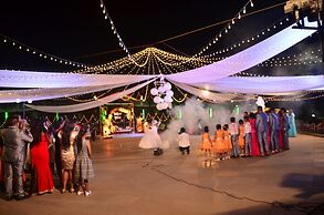 Indismart Woodbourne Resort