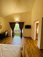 Indismart Woodbourne Resort