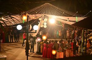 Indismart Woodbourne Resort