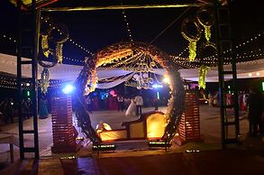 Indismart Woodbourne Resort