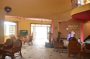 Indismart Woodbourne Resort