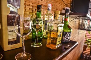 Indismart Woodbourne Resort