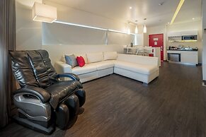 Ramada Encore by Wyndham Guadalajara Sur
