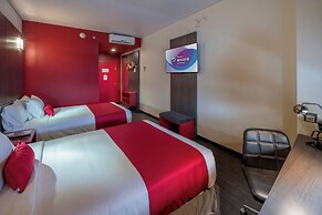 Ramada Encore by Wyndham Guadalajara Sur