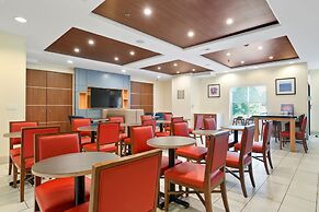 Holiday Inn Express Hotel & Suites Denver North - Thornton by IHG