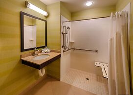 Holiday Inn Express Hotel & Suites Red Bluff-South Redding, an IHG Hot
