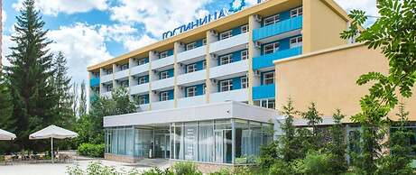 Tan Hotel