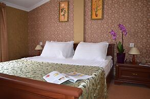 Royal Street Hotel