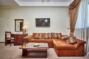 Royal Street Hotel