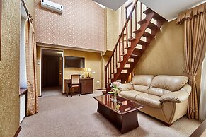 Royal Street Hotel
