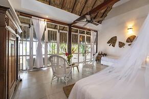 Hotel Coralina Island