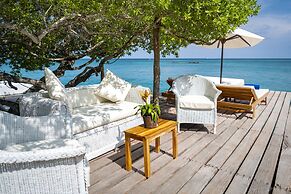 Hotel Coralina Island