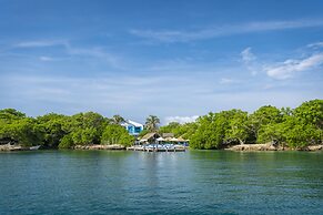 Hotel Coralina Island