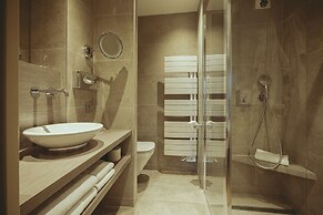 Auberge de Clochemerle, Spa privatif & restaurant gastronomique