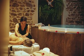Auberge de Clochemerle, Spa privatif & restaurant gastronomique