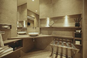 Auberge de Clochemerle, Spa privatif & restaurant gastronomique