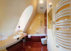 Mlyn Jacka Hotel & Spa
