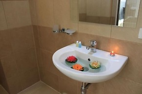 Chaweng Noi Residence