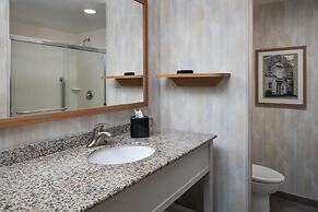Hampton Inn Neptune/Wall