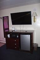 American Inn & Suites