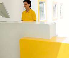 Bloomrooms @ Link Road