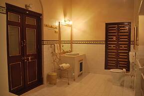 Hotel Bhairon Vilas