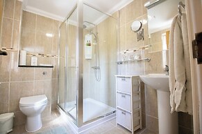 Lovesgrove Country Guest House