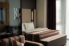 11 Mirrors Design Hotel