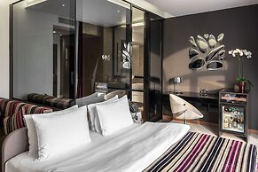 11 Mirrors Design Hotel