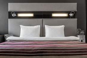 11 Mirrors Design Hotel