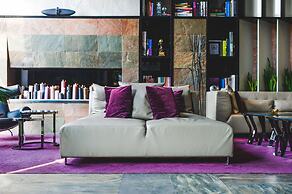 11 Mirrors Design Hotel