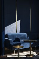 11 Mirrors Design Hotel