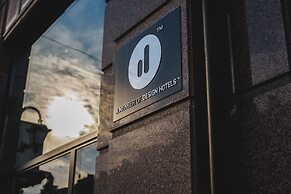 11 Mirrors Design Hotel