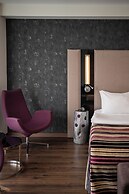 11 Mirrors Design Hotel