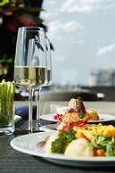 11 Mirrors Design Hotel