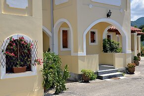 Feeloxenia Corfu Apartments