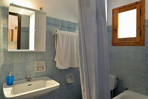 Feeloxenia Corfu Apartments