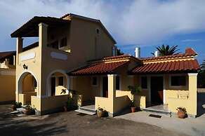 Feeloxenia Corfu Apartments