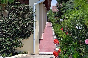 Feeloxenia Corfu Apartments