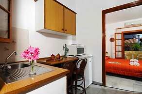 Feeloxenia Corfu Apartments