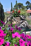 Feeloxenia Corfu Apartments