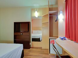 ibis Vitoria Praia de Camburi