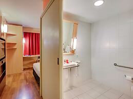 ibis Vitoria Praia de Camburi