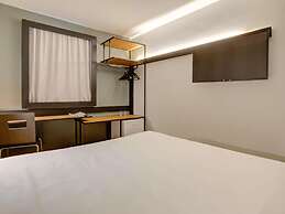 ibis Vitoria Praia de Camburi