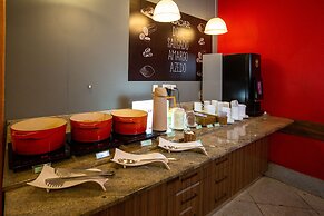 ibis Vitoria Praia de Camburi