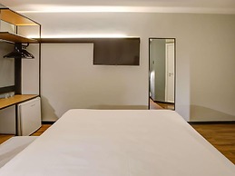 ibis Vitoria Praia de Camburi
