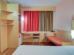 ibis Vitoria Praia de Camburi