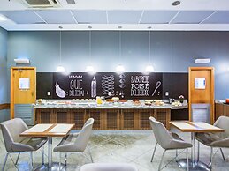 ibis Vitoria Praia de Camburi