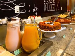 ibis Vitoria Praia de Camburi