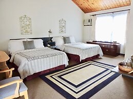 Vinehurst Inn And Suites